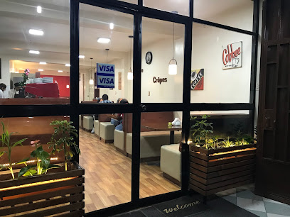 Aroma's Café & Crepes