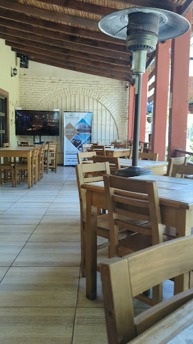 Opinii despre Wild Olive Trattoria & Guest House în Huacachina - Gastronomía y hostelería