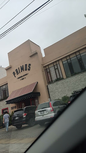 Primos Chicken Bar La Molina