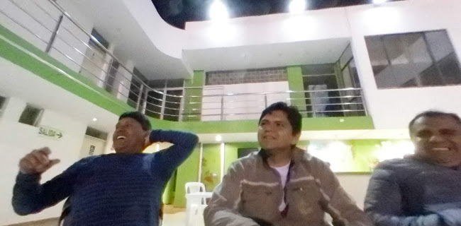 Opinii despre Villa Deportiva Los Delfines în Huacho - Gastronomía y hostelería