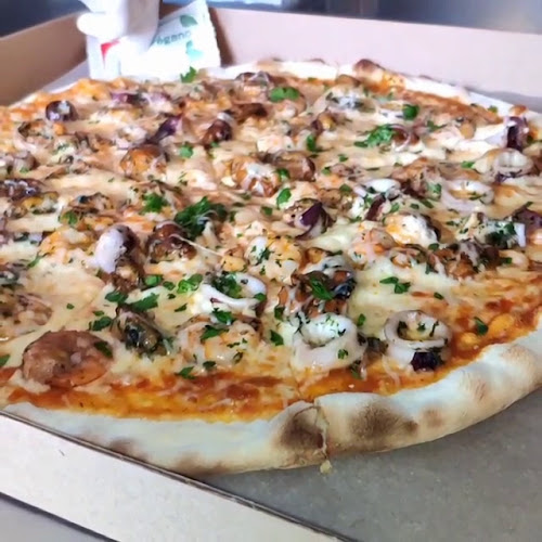 SLICE PIZZERIA - Miraflores