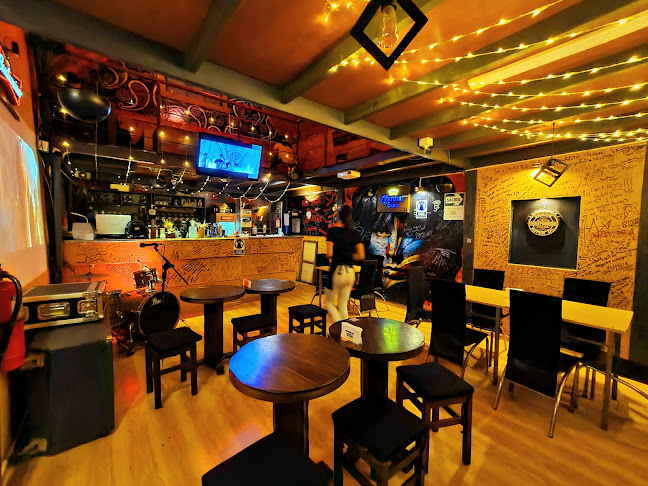 Comentarii opinii despre ORANGE, ROCK CAFE