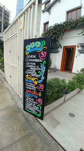 Av. Ricardo Palma 240, Surquillo 15048