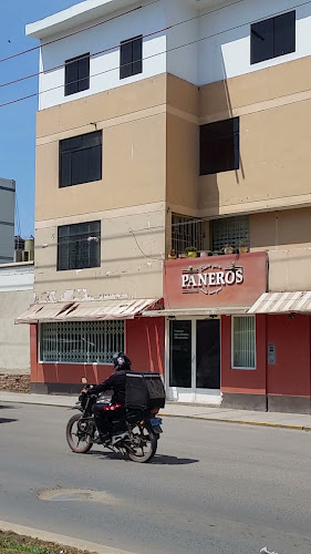 Av. Grau 1015, Chiclayo 14013