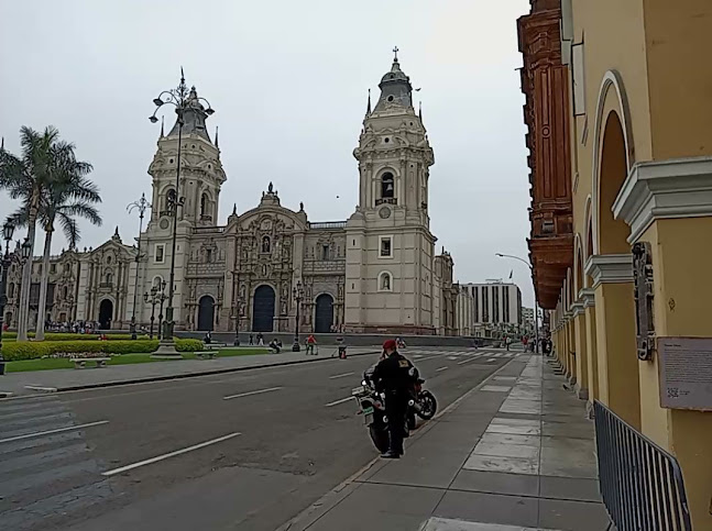 Lima 141 Sanguchería - Gastronomía y hostelería