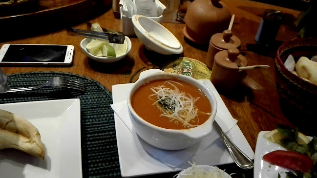 Opinii despre Restaurant Bistro Bar Indio Feliz în Aguas Calientes - Gastronomía y hostelería