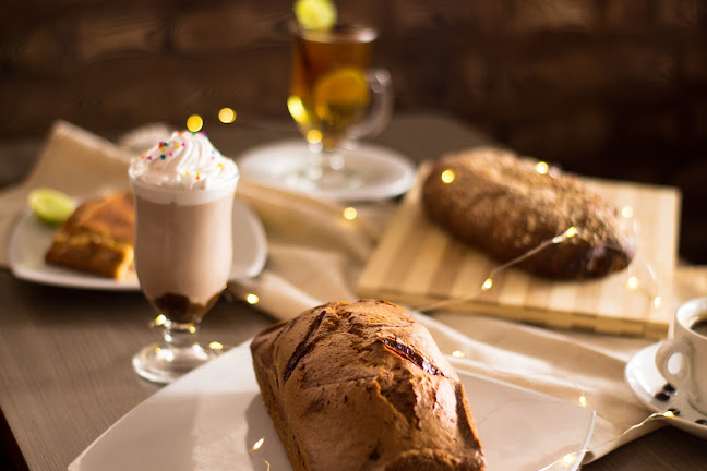 Opinii despre Basílica Marcavalle în Cusco - Gastronomía y hostelería