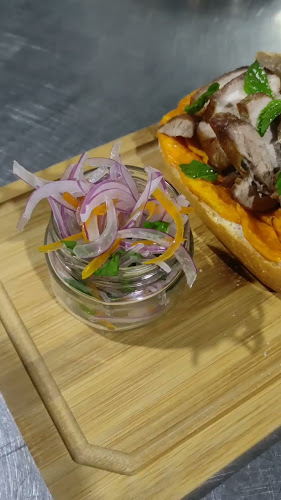 Opinii despre Panaderia Cafe Don Hoo în Tarapoto - Gastronomía y hostelería