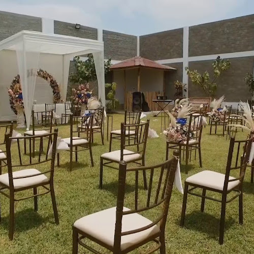 Opinii despre Casa Toscana Jardín de Eventos în Nuevo Chimbote - Gastronomía y hostelería