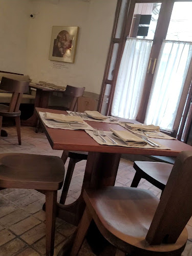 Claustro - Gastronomía y hostelería