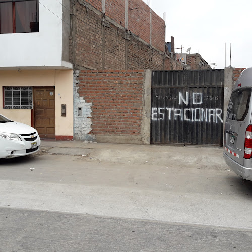 Opinii despre Kachitos Pub în San Martín de Porres - Gastronomía y hostelería