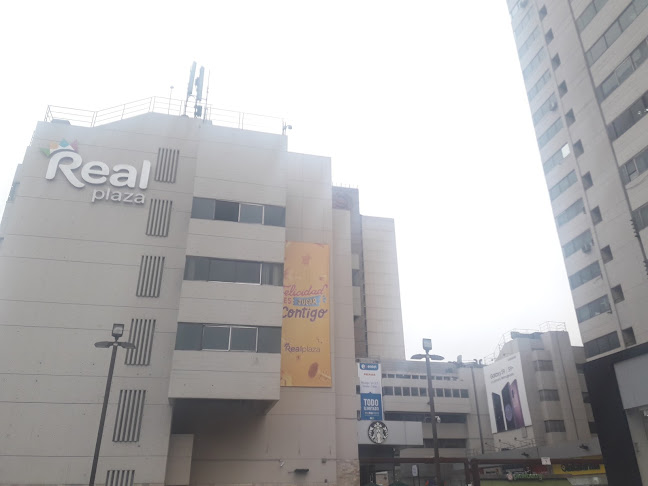 Av. Garcilaso de la Vega 1337, Lima 15001