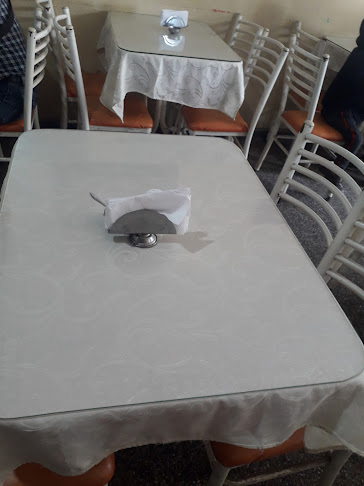 Opinii despre Restaurante El Mordiscón în Huancayo - Gastronomía y hostelería