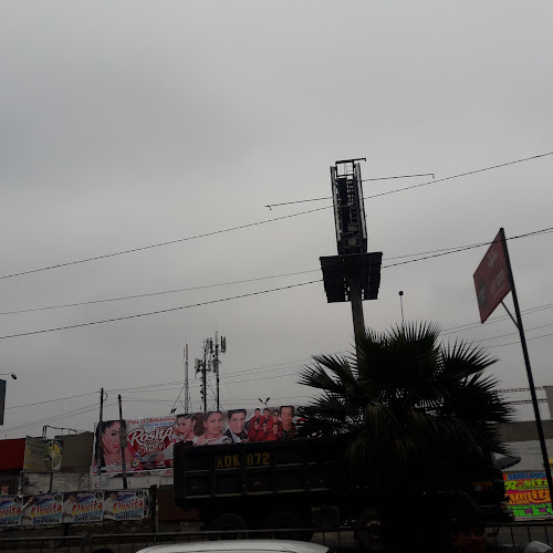 Café de la Plaza - Mall Aventura Santa Anita - Gastronomía y hostelería