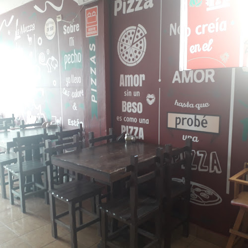 La Muzza Pizzas & Pastas