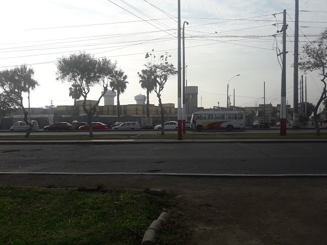 Av. Tomás Valle 3517, Callao 07036