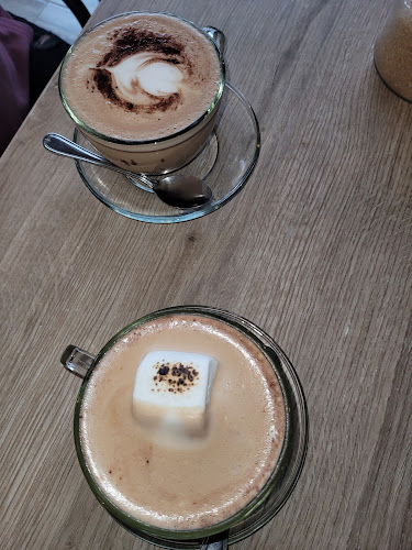 Opinii despre La Tienda Pastelería în Los Olivos - Gastronomía y hostelería