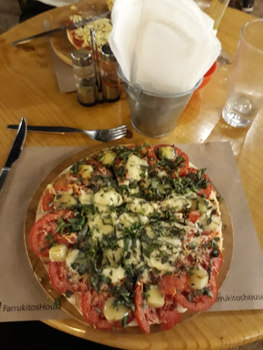 Farrukito's House - Gastronomía y hostelería
