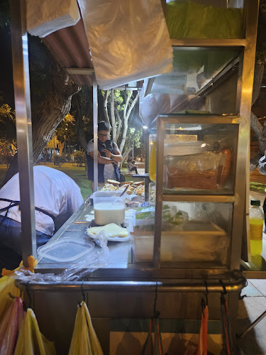 CANITO (Hamburguesas) - Lima