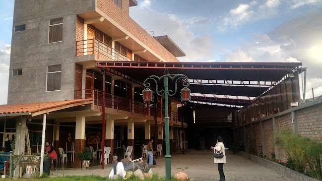 Restaurante Hotel Mama Yola - Orcotuna