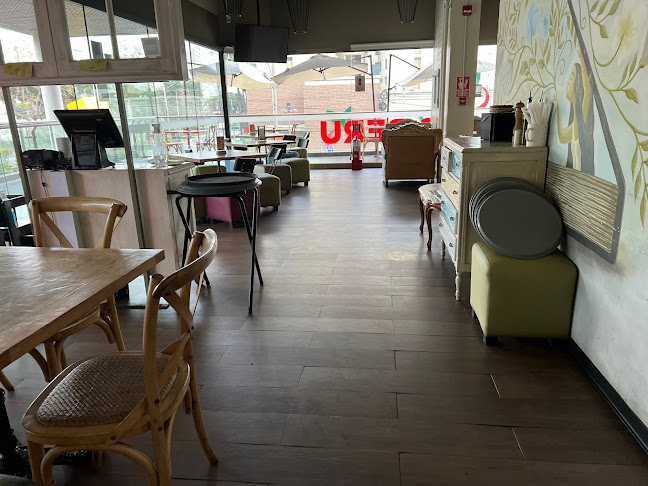 Strip Mall Paseo Fibra, De La Roca De Vergallo 308, Magdalena del Mar 15076