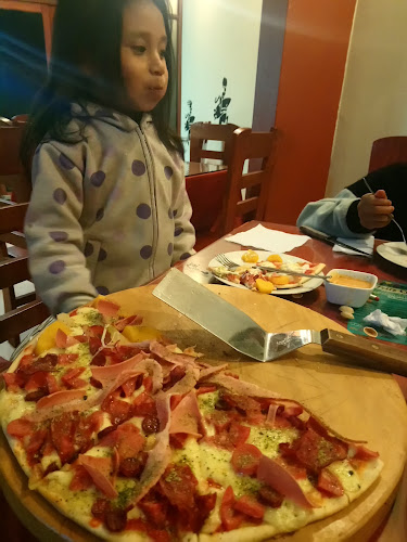 Makaos - Pizzas Artesanales