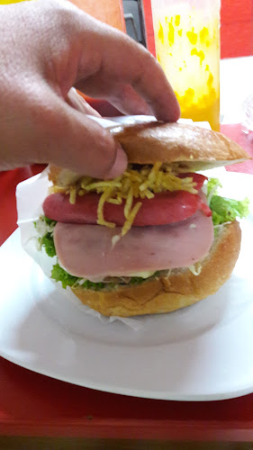 Opinii despre Barra Burguer în Víctor Larco Herrera - Gastronomía y hostelería