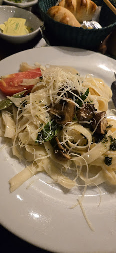 Restaurant Bistro Bar Indio Feliz - Aguas Calientes