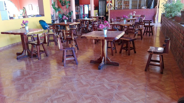 Restaurant y Coliseo Julia Esther - Nasca