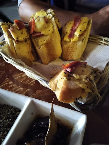 Opinii despre EL CABALLERO NEGRO, UNA NUEVA FUSION MEDITERRANEA în Villa EL Salvador - Gastronomía y hostelería