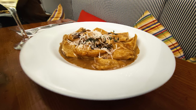 Opinii despre La Bonbonniere Restaurant în Miraflores - Gastronomía y hostelería