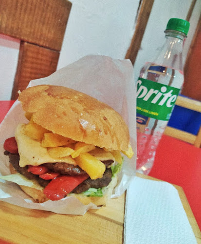 Comentarii opinii despre PAPES - Hamburguesas, Salchipapas, Pizzas