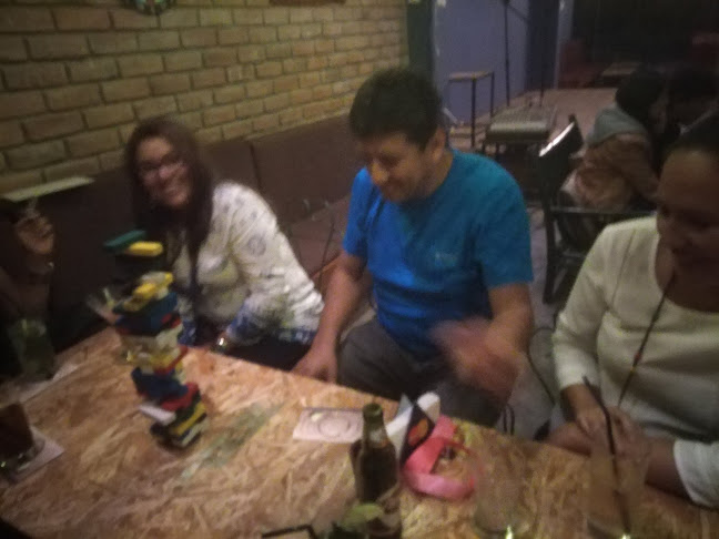 Rompecabezas Lounge Bar - Amarilis