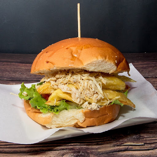 Hamburguesería Olympus Burgers