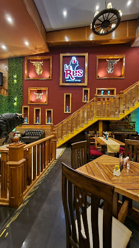 Av. Larco 1123, Trujillo 13009