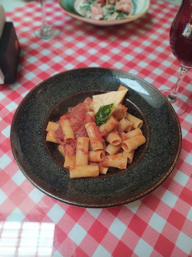 Al Dente Trattoria - Gastronomía y hostelería