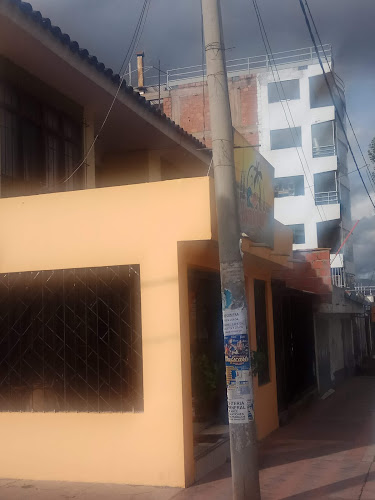 Begonias B-4, Cusco 08002