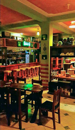 Opinii despre Al' Cafe D' Machado în Tacna - Gastronomía y hostelería