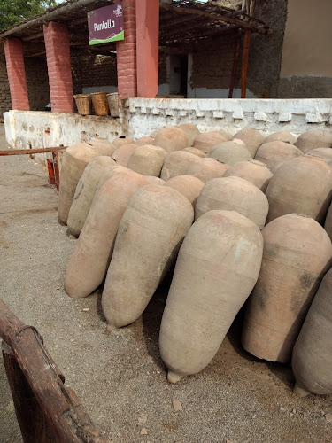 Comentarii opinii despre Tres Generaciones (Fundo Tres Esquinas)