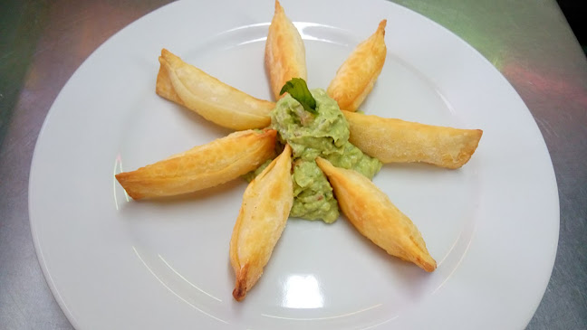 Yuraq Restaurant - Gastronomía y hostelería