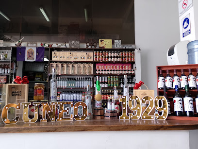 Vinos, piscos y aguardientes Cuneo