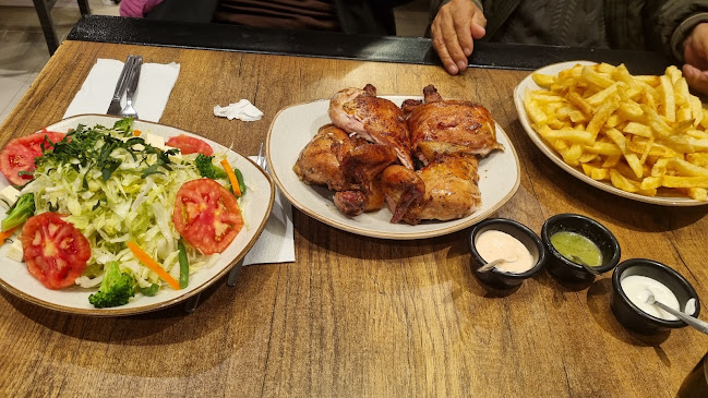 El Mesón, Pollos y Parrillas