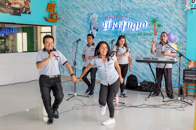 Av. Moyococha Km. 2.5 / A media cuadra del Fundo “Los Alpes, 06004