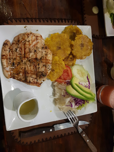 Al Palo y la Parrilla - Pucallpa