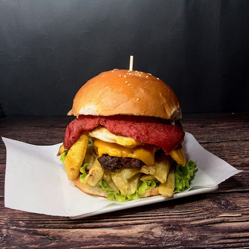 Opinii despre Hamburguesería Olympus Burgers în Piura - Gastronomía y hostelería