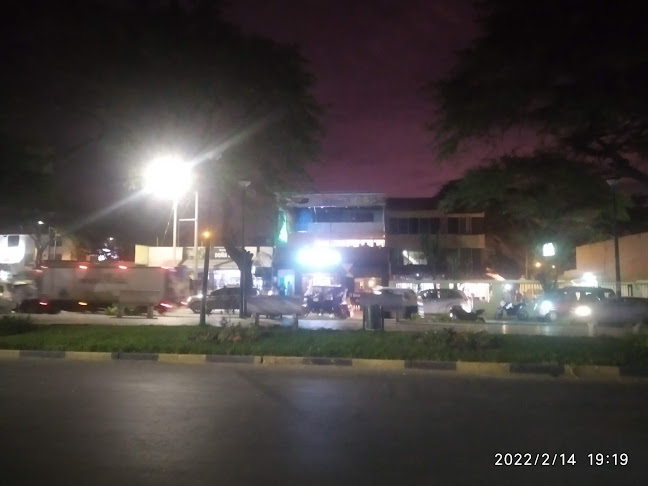 Petro Pizza Talara - Gastronomía y hostelería