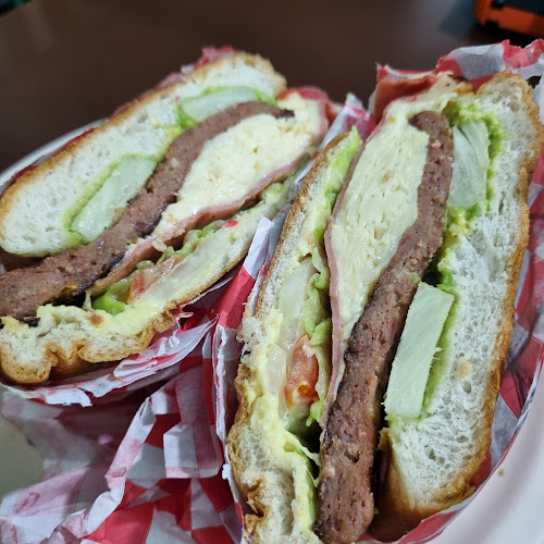 Teo Burger - Guadalupe