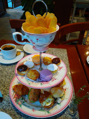 La Mora Pastelería & Café - Miraflores