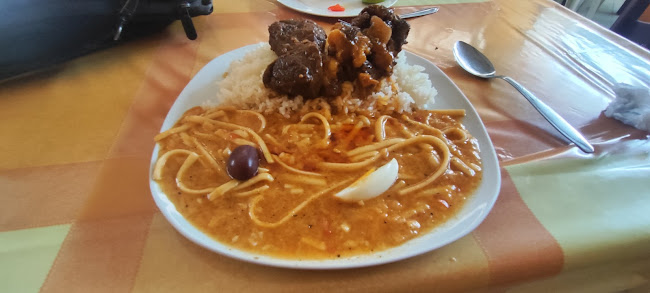 La Pierna Blanca Picanteria