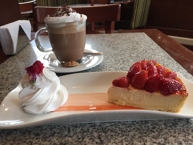 Opinii despre La Mora Pastelería & Café în Miraflores - Gastronomía y hostelería